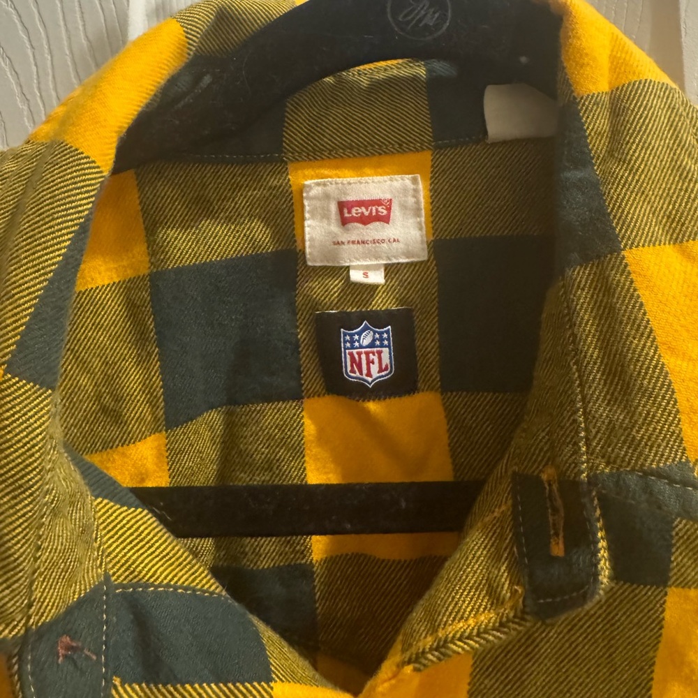 Levi's NFL Green Bay Packers Plaid Button Down Shirt Small - Picture 5 of 7